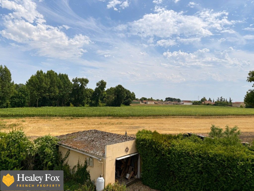 Property photo 3 of 24 1_Maison__Vendre_Charente_3__Moyen_6A563456d8d22