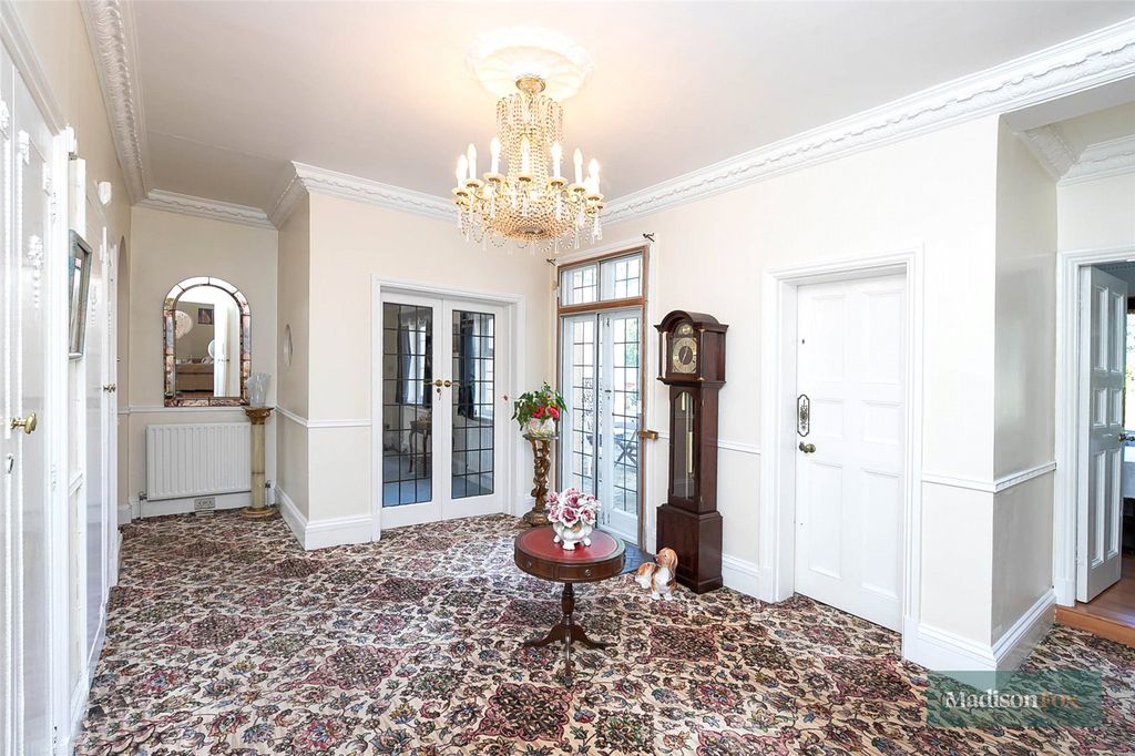 Additional image 9 of 7 bed detached house for saleAlderton Hill, Loughton, Essex IG10