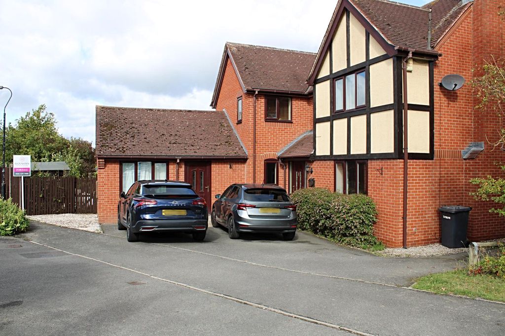 Property photo 1 of 41