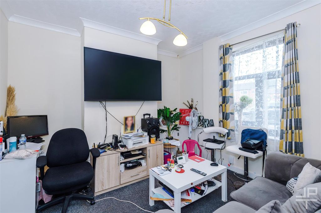 Property photo 2 of 14 116Leighrd-Jpt-139.Jpg