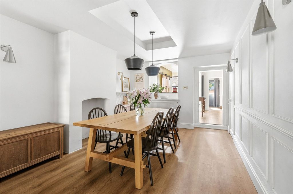 Property photo 3 of 20 Picture No. 23