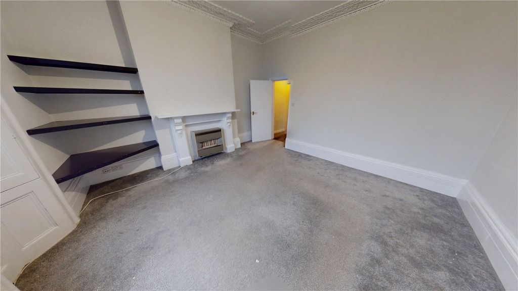 Property photo 1 of 8 Picture No. 05