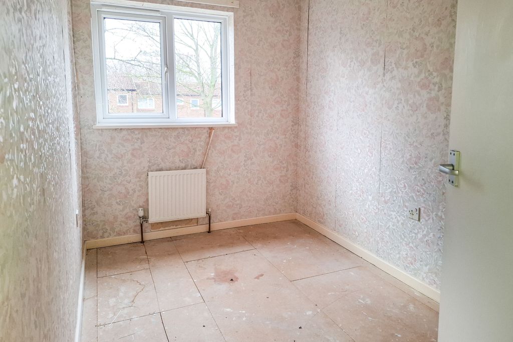 Property photo 3 of 13 3 Mapleton Drive, Hemlington, Middlesbrough, Cleveland, Ts8 9Nf