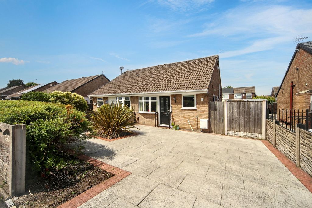 Property photo 1 of 16