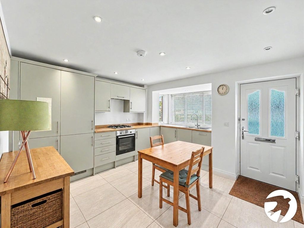 Property photo 2 of 11 Picture No. 05