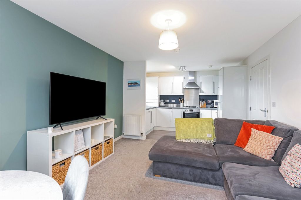 Property photo 2 of 22 Picture No. 08