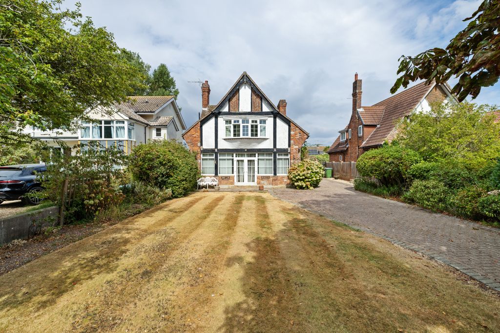 Property photo 1 of 15