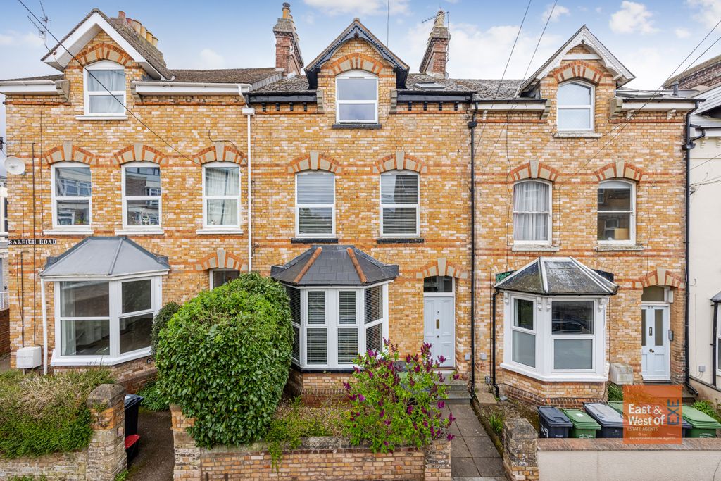 Property photo 1 of 16 A02 - 31 Raleigh Road Exeter - 260417