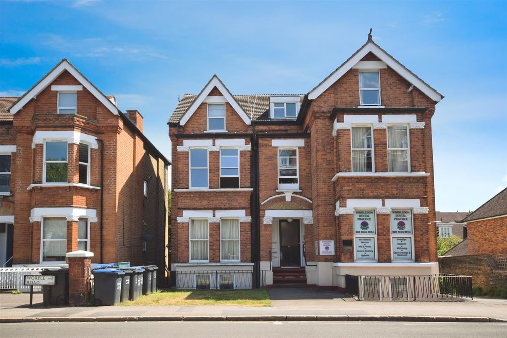 Property photo 1 of 14 Worple Road (16).Jpg