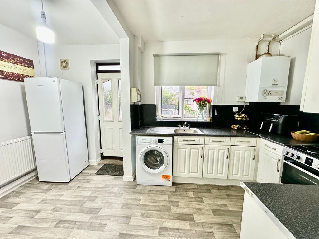 Property photo 2 of 12 Img_8982