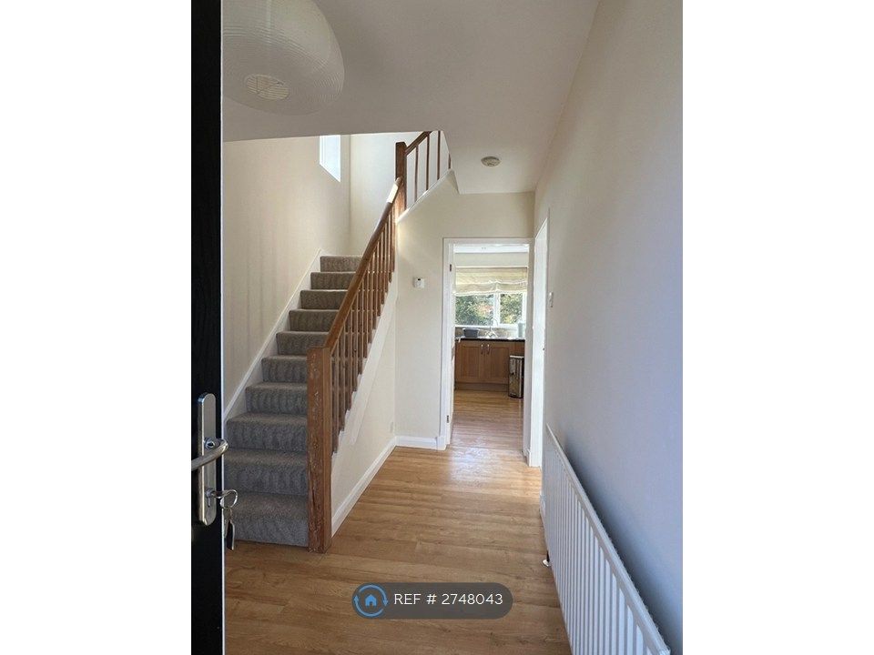 Property photo 3 of 13 Hall