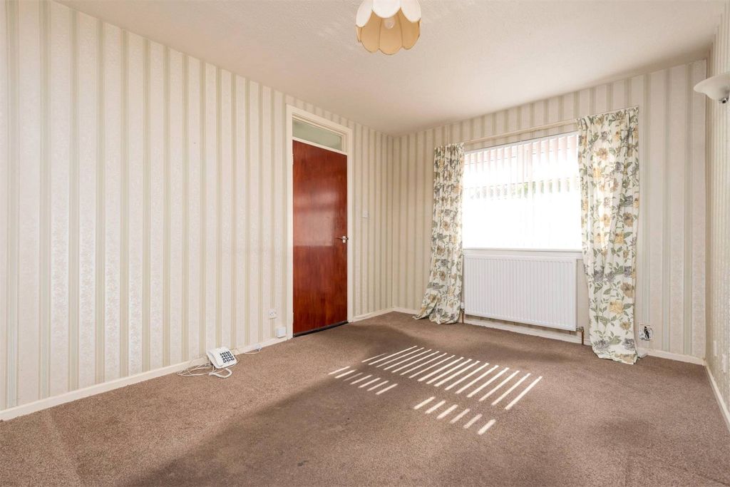 Property photo 2 of 20 Picture No. 06