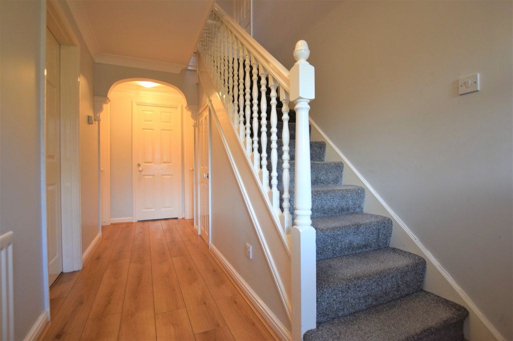 Property photo 2 of 15 Hall