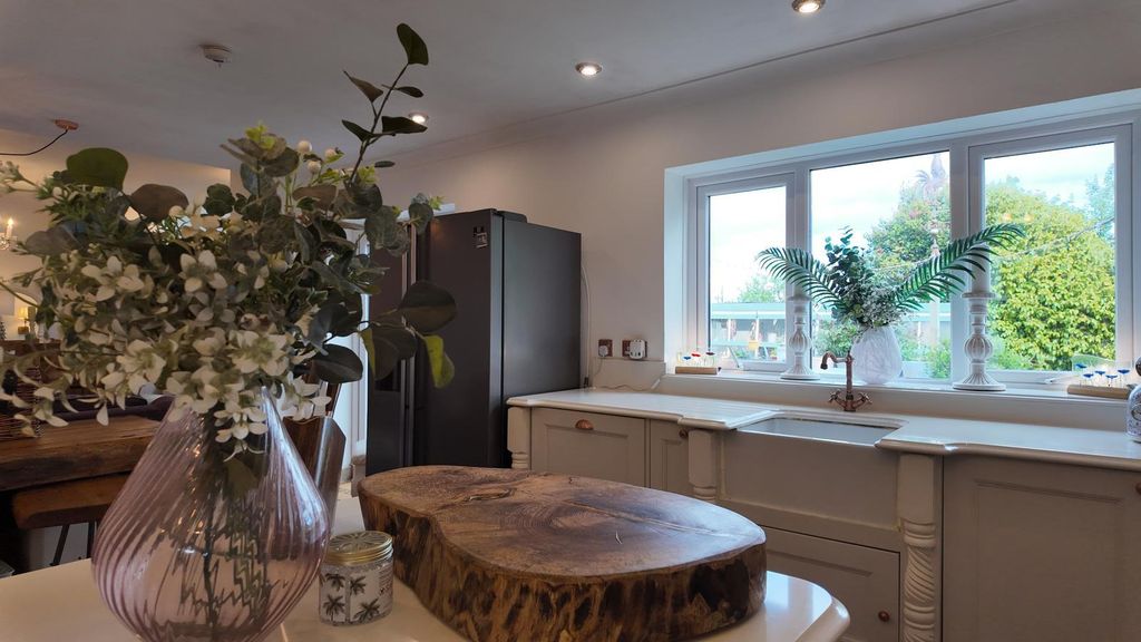 Additional image 13 of 5 bed detached house for saleStation Road, Bynea, Llanelli SA14