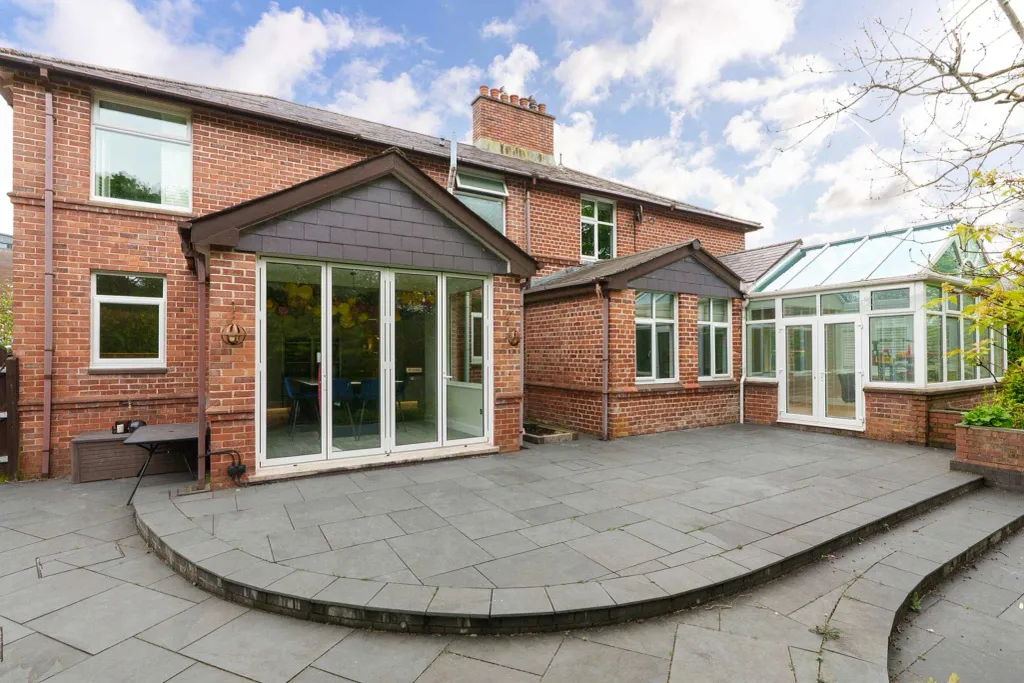 Property photo 3 of 36