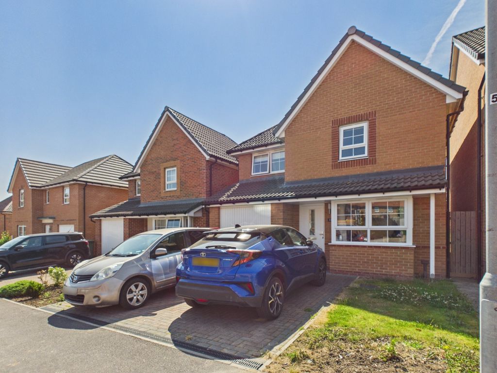 Property photo 1 of 18 5302942