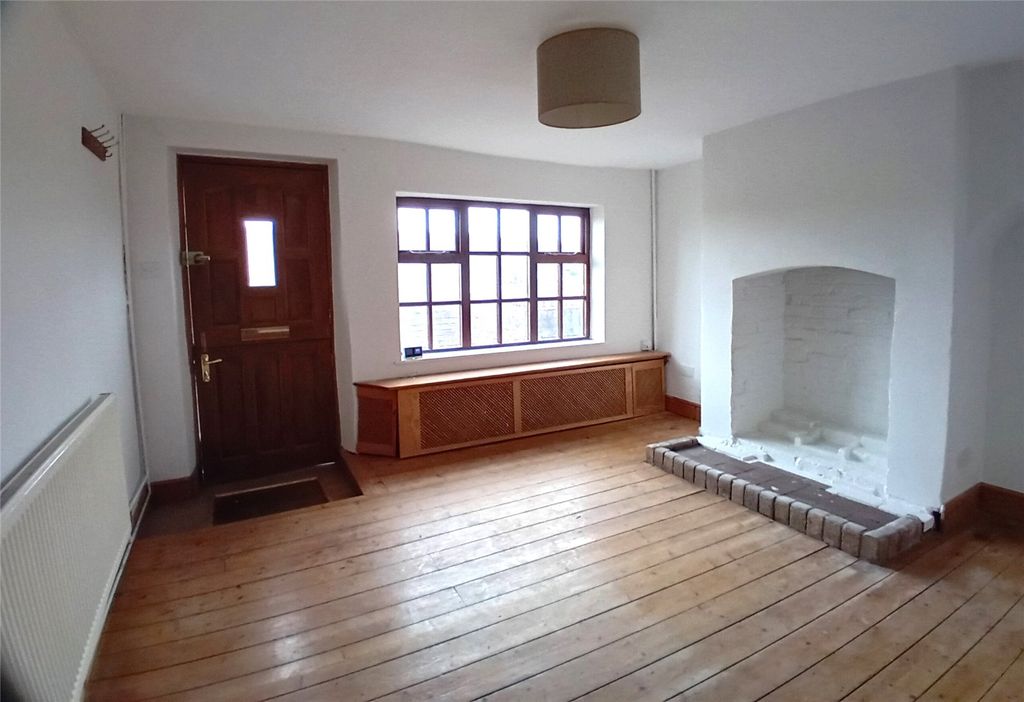 Property photo 2 of 10 Picture No. 12
