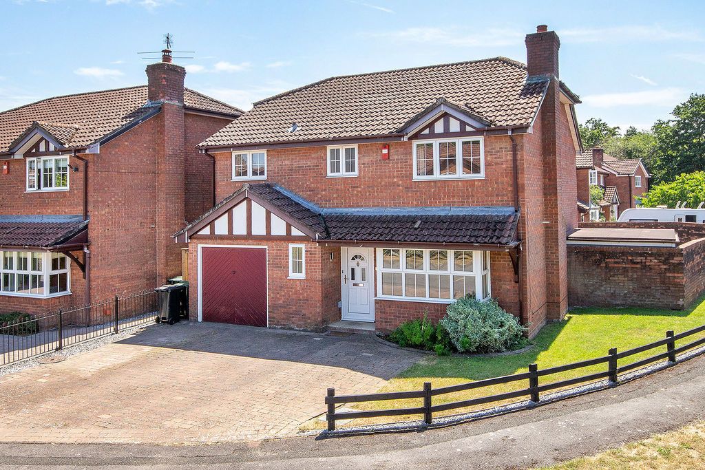 Property photo 1 of 20 External