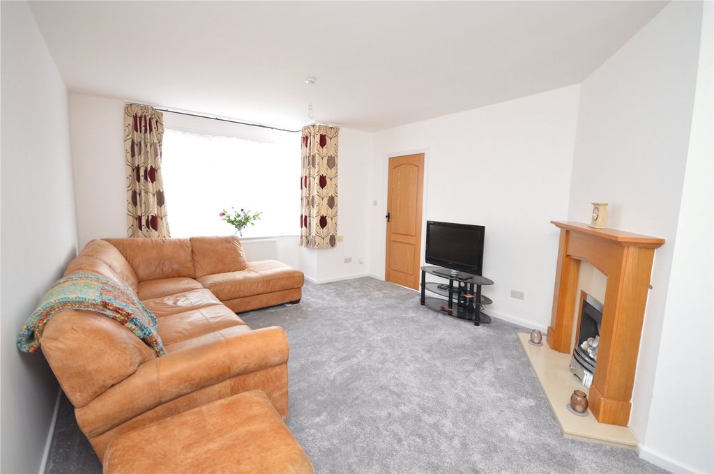Property photo 2 of 15 Picture No. 13
