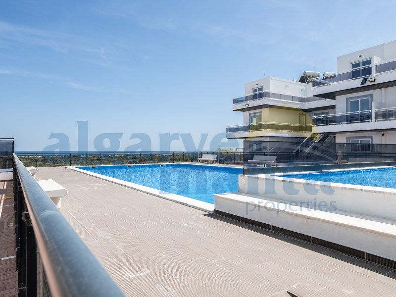 Property photo 2 of 33