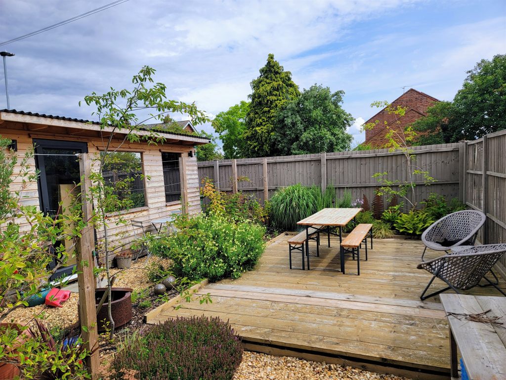 Property photo 2 of 13