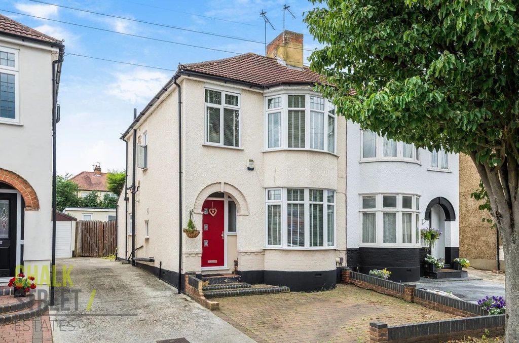 Property photo 1 of 19