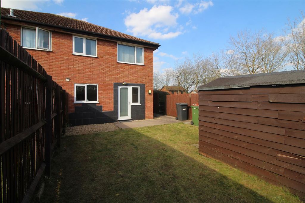 Property photo 1 of 11 Outside 1 .Jpg