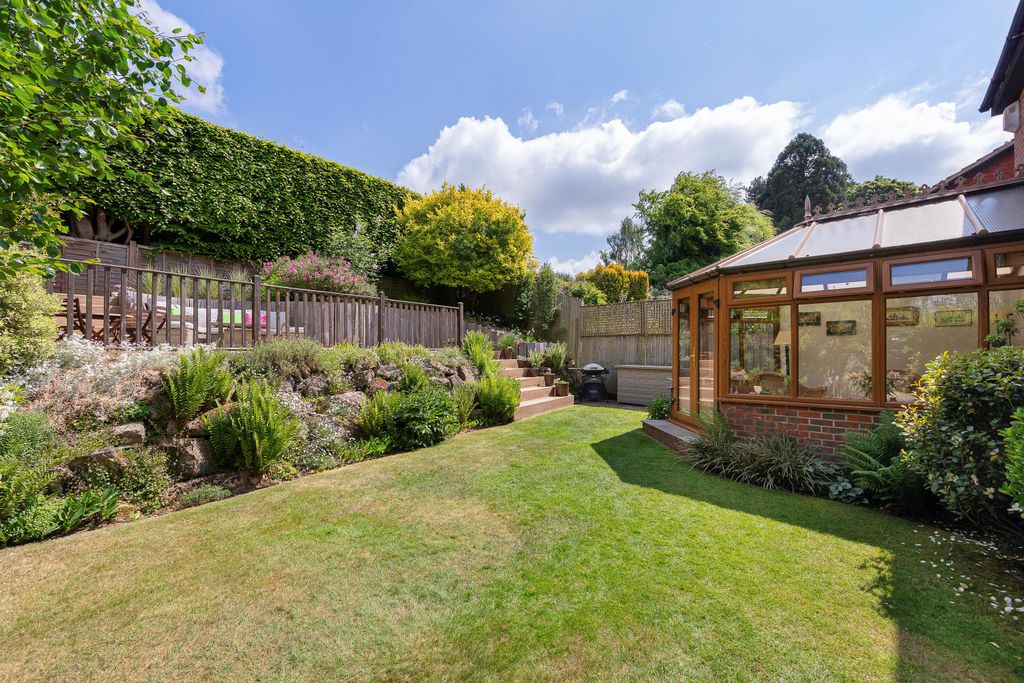 Property photo 2 of 24 Image