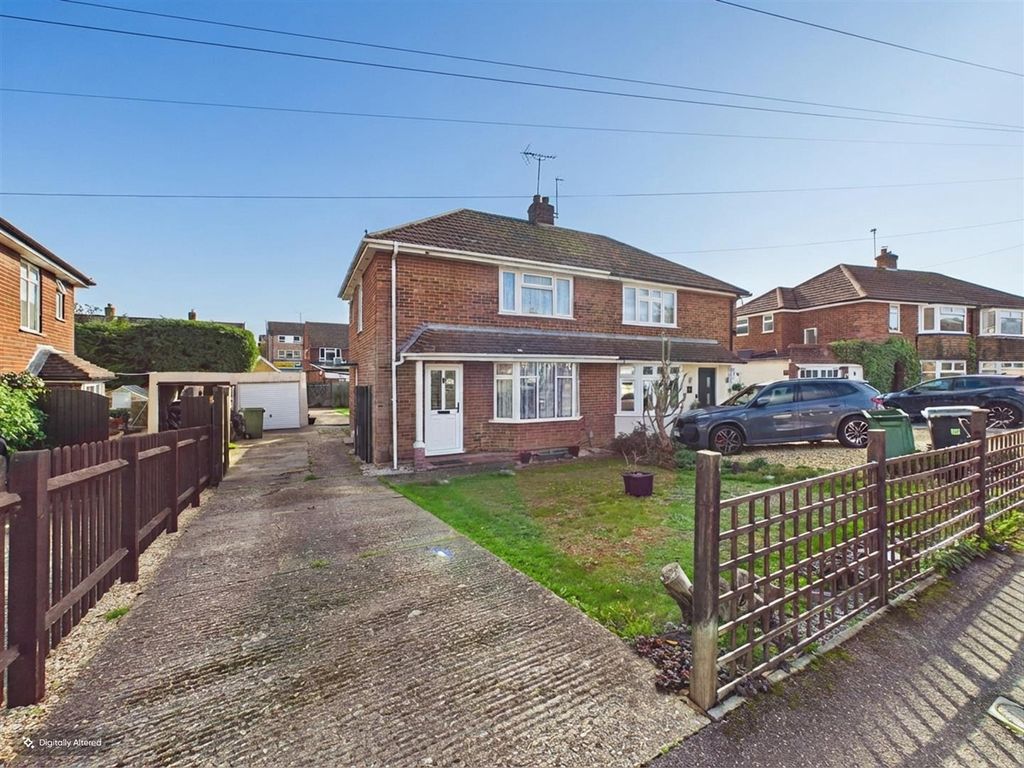 Property photo 1 of 14 Cam05510G0-Pr0306-Still011-001.Jpg