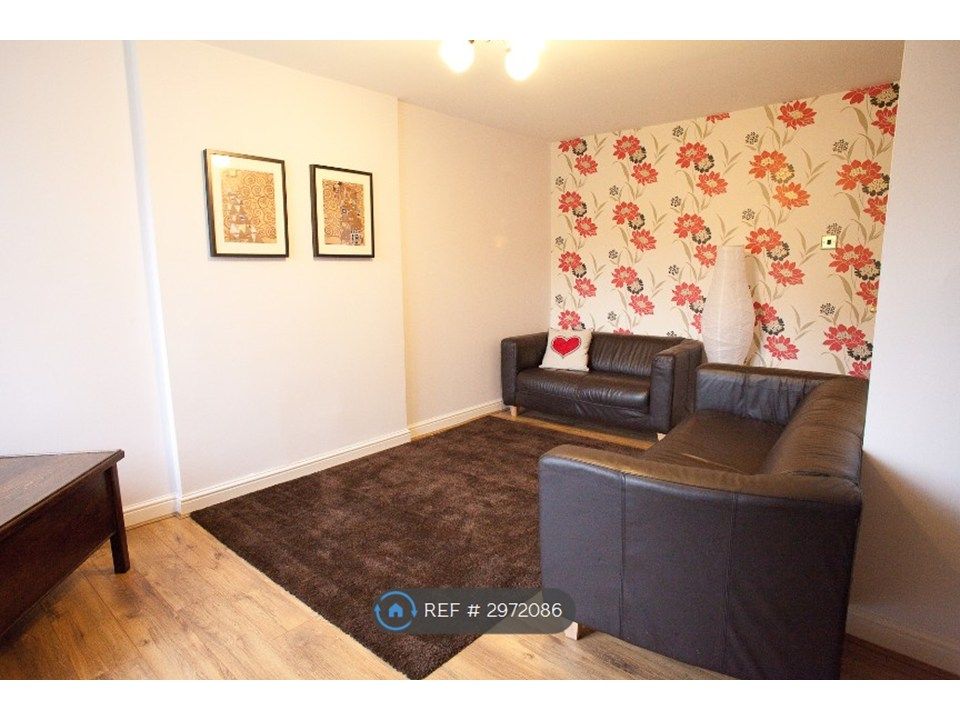 Property photo 1 of 4