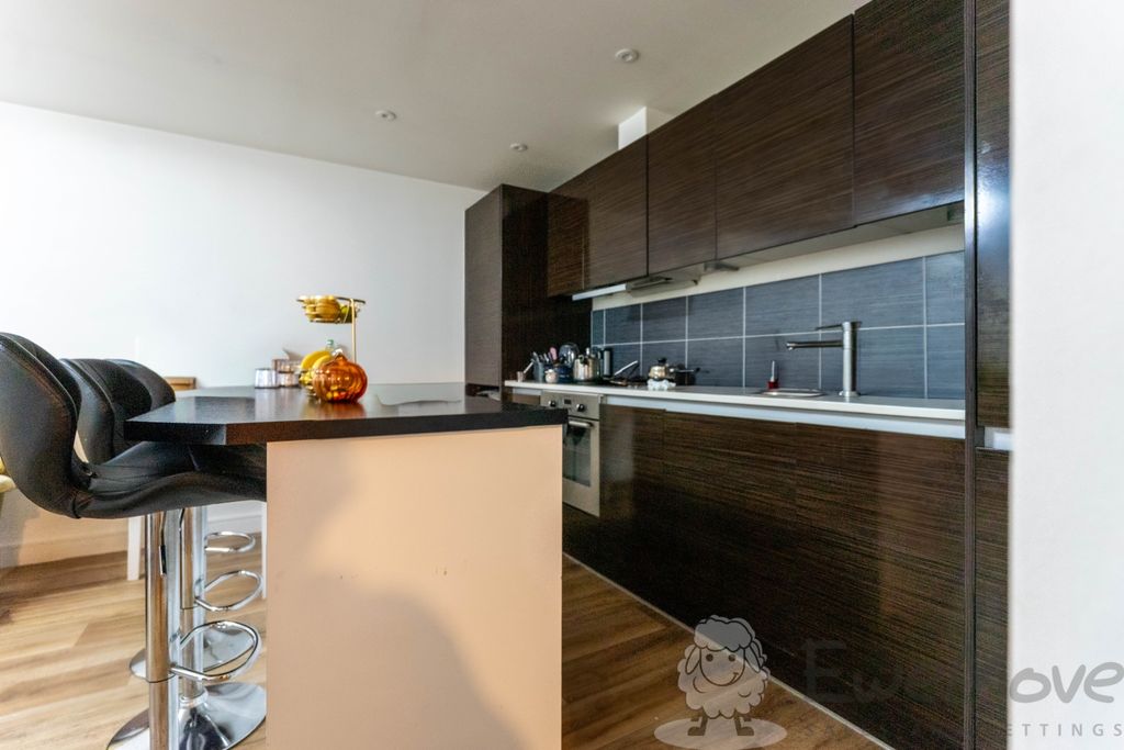 Property photo 2 of 9 Dmc02665-Hdr