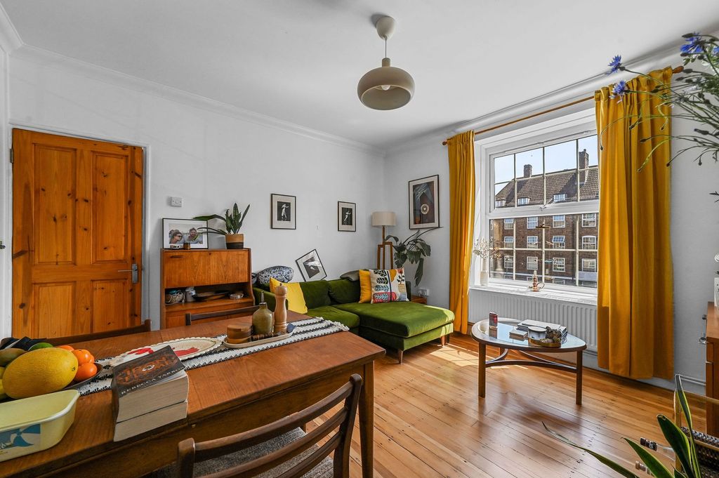 Property photo 2 of 8 Arran House N16