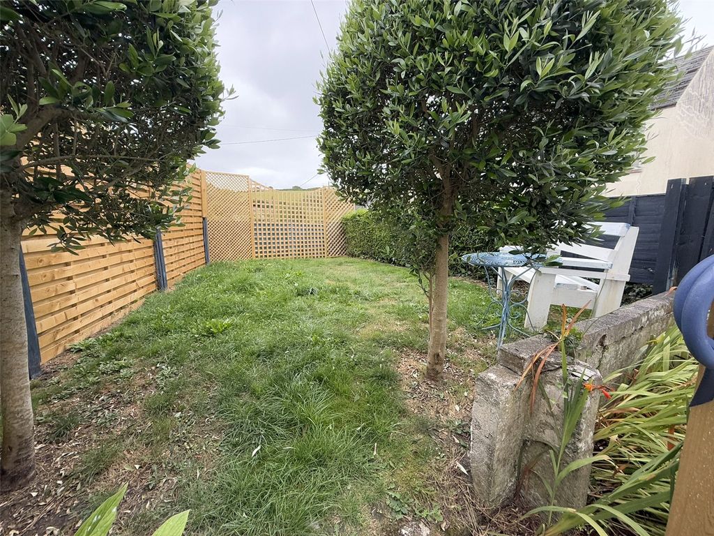 Property photo 3 of 19 Picture No. 08