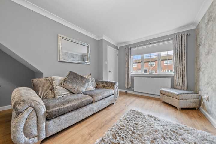 Property photo 2 of 24