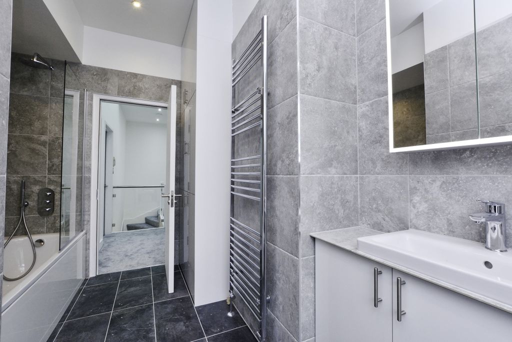 Property photo 3 of 14 Dsc_7735_