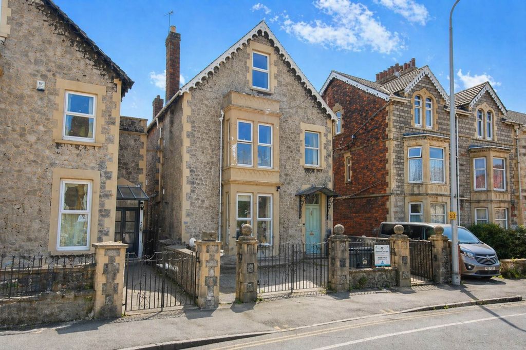 Property photo 1 of 20