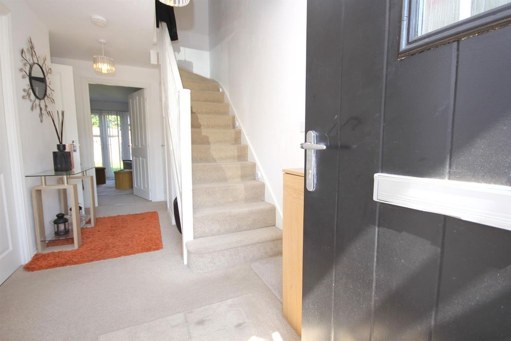 Property photo 3 of 13 Img_2482.Jpg