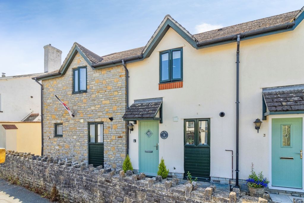 Property photo 1 of 16 Pbox-Img.Jpg