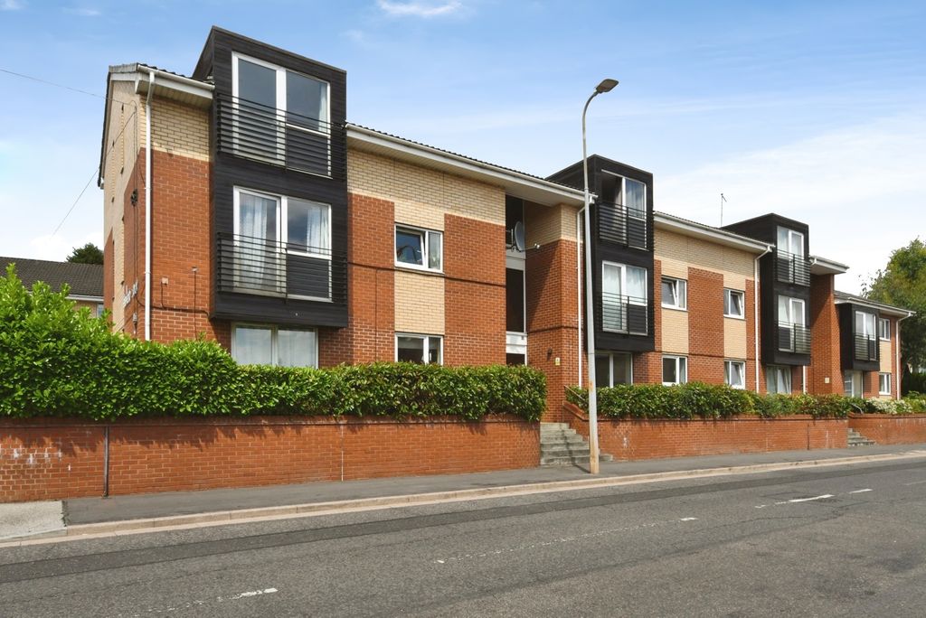 Property photo 1 of 11 Pbox-Img.Jpg
