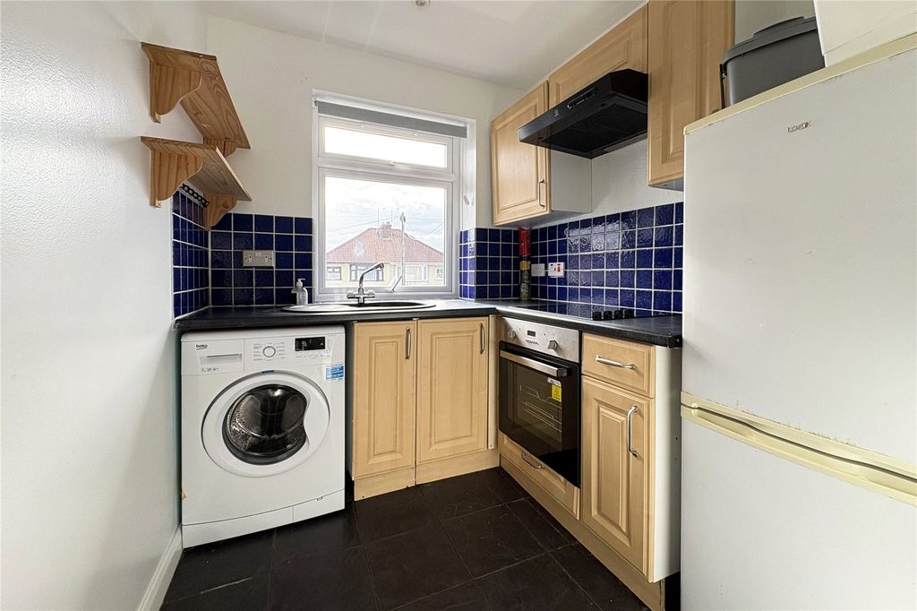 Property photo 2 of 7 Picture No. 03