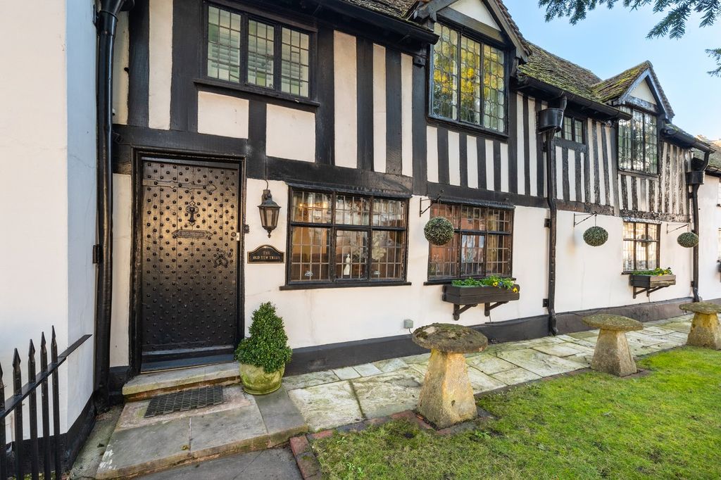 Property photo 3 of 50