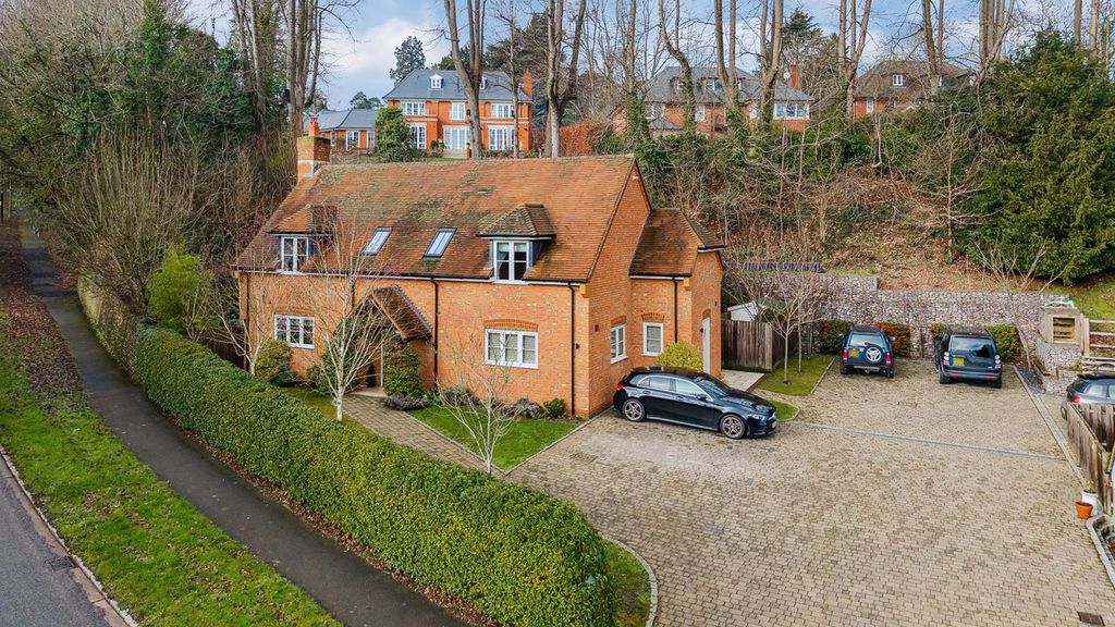 Property photo 1 of 21