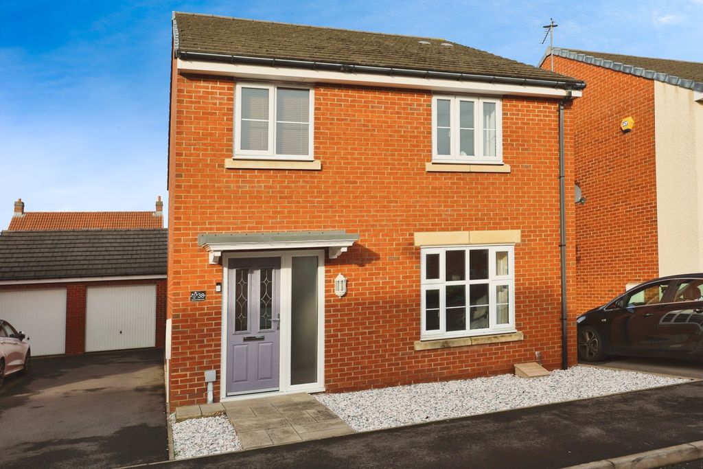 Property photo 1 of 19 Pbox-Img.Jpg