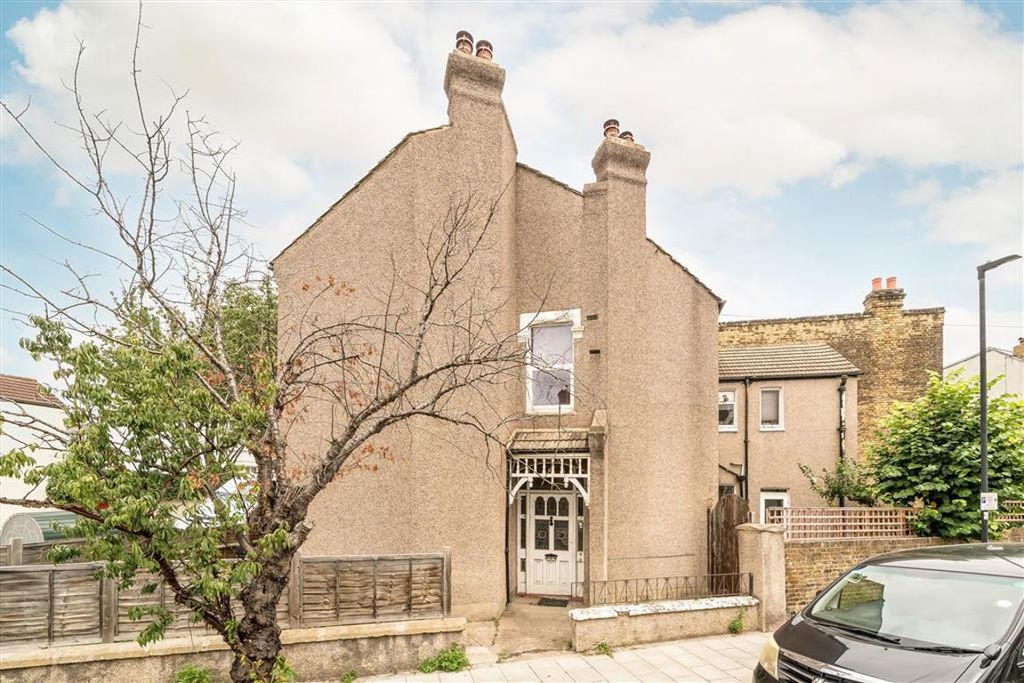 Property photo 1 of 7