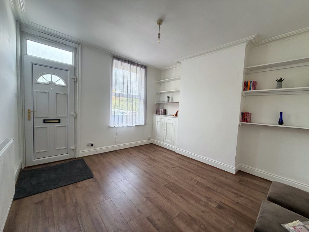 Property photo 2 of 11 Img_3615