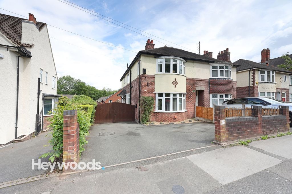Property photo 1 of 62