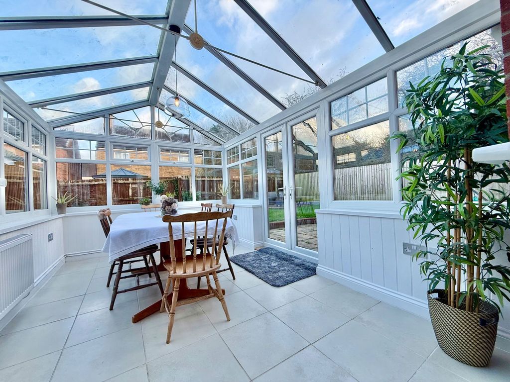 Property photo 3 of 20