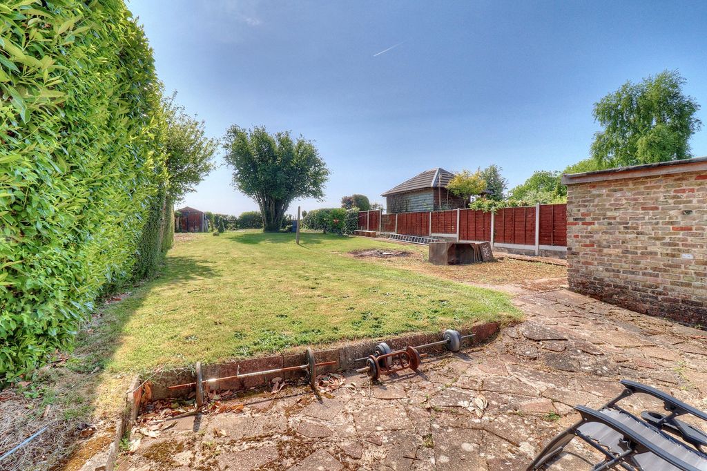 Property photo 2 of 12 Photo 2