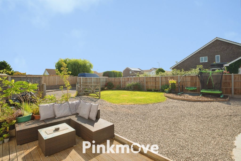 Property photo 3 of 44