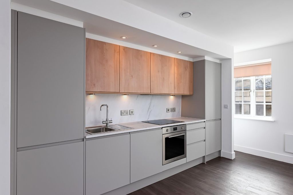 Property photo 3 of 16 Picture No. 06